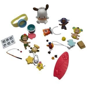 Huge lot of Twozies and Sonny Miniature Blind Box Figurines and Accessories
